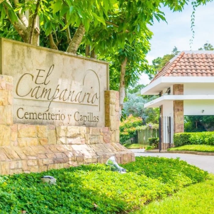 Terreno en Venta Cementerio Privado El Campanario Mixco - foto 2