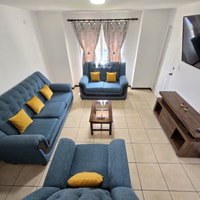 Casa en Venta Hacienda de Las Flores, Villa Nueva - foto 2