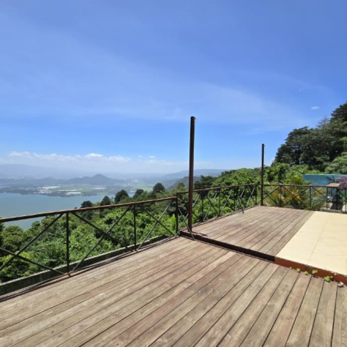 Casa en Venta con Vista Panorámica al Lago de Amatitlán - foto 2