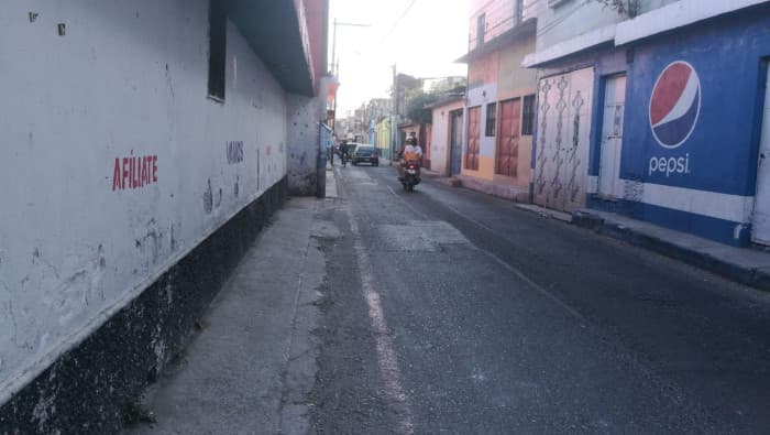 Local en Renta Z.1 Villa Nueva a 2 cuadras del Parque - foto 3