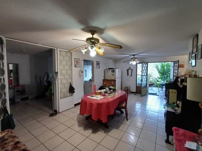 Casa en Renta Uso Comercial cerca de Calzada Roosevelt - foto 4