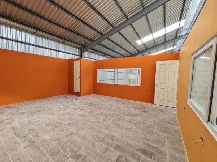 Ofibodega en Alquiler en condominio con garita Z6 - foto 2
