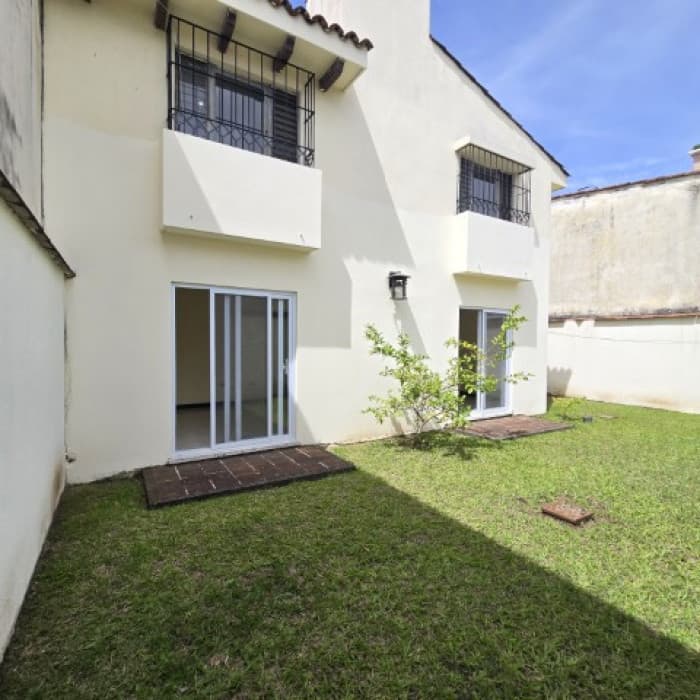 Casa en Venta Zona 12 Colonia Residencial El Bosque - foto 3