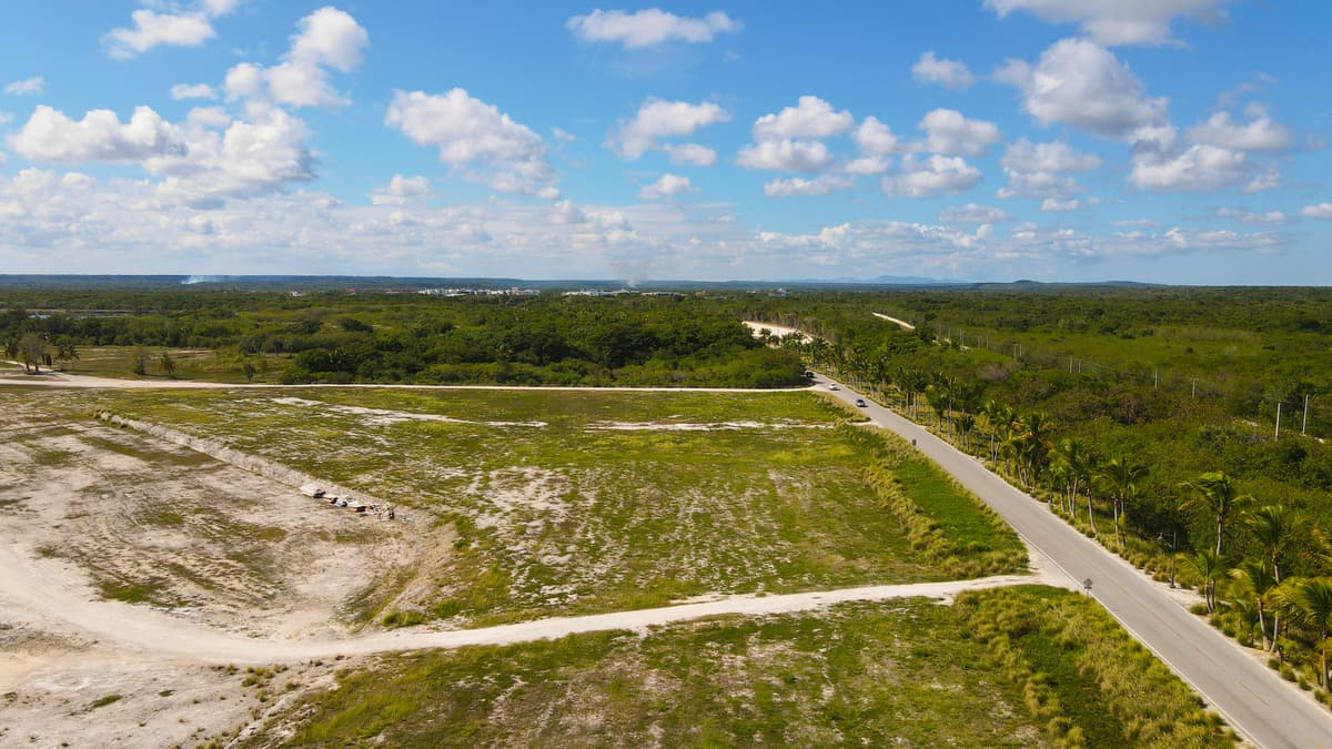 Apartamento en Venta Frente al Mar Punta Cana RD - foto 2