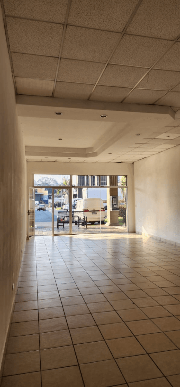 Local en Alquiler en Villa Nueva - foto 4