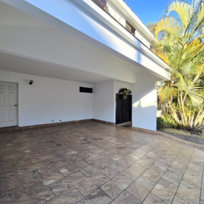 Casa en Venta en Condominio sobre Bulevar San Cristobal - foto 2