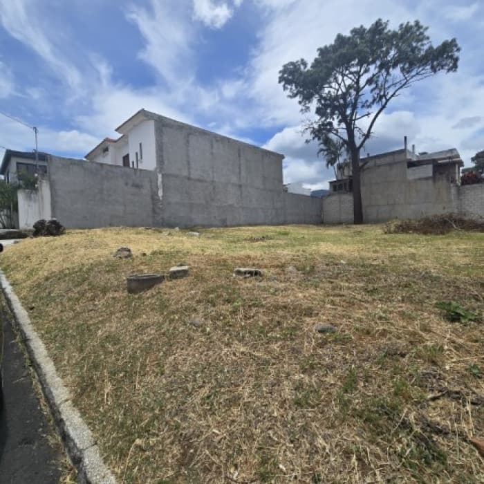 Terreno en Venta Pinares de San Cristóbal, Zona 8 Mixco - foto 4