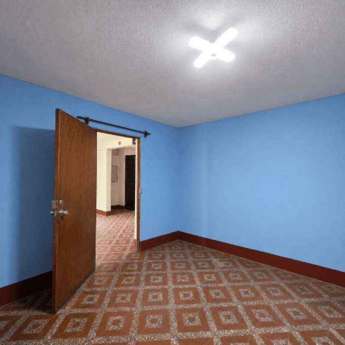 Casa y Apartamentos en Venta Zona 2 de Mixco El Tesoro  - foto 2