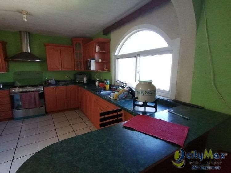 Casa en Venta Villa Nueva, 6 habitaciones, 6 parqueos - foto 3