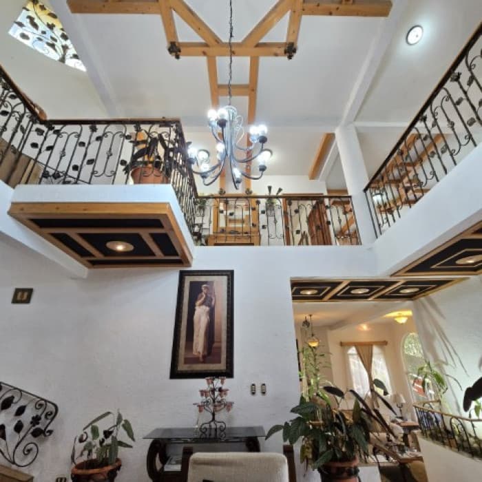 Casa Amueblada y 4 Bungalows en Venta El Encinal Tron 2 - foto 2