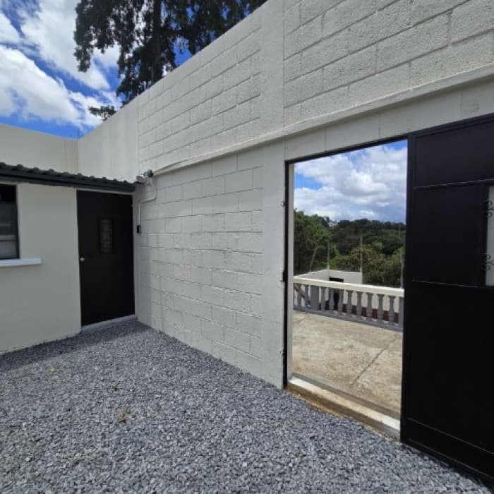 Casa Nueva en Renta Sector B1 San Cristóbal Z. 8 Mixco - foto 14