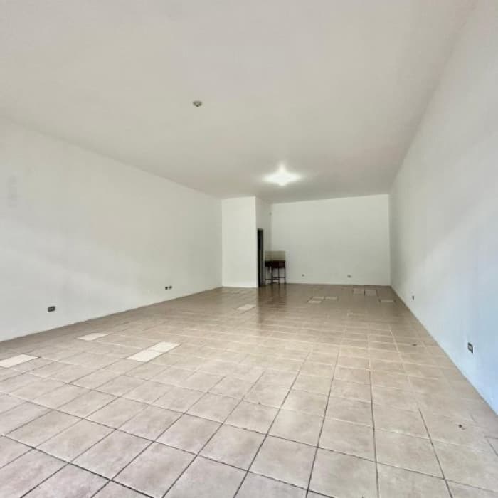 Local en Renta San Cristóbal, Nivel Uno Plaza Comercial - foto 2