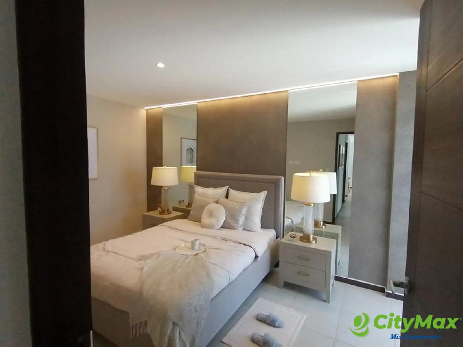 Apartamento en Pre-Venta en Parque San Jorge Zona 11 - foto 15