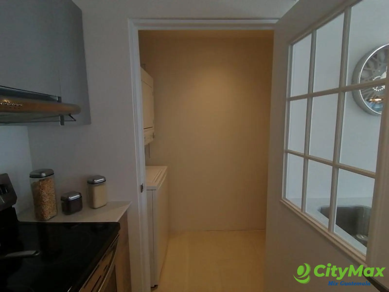 Apartamento en Pre-Venta en Parque San Jorge Zona 11 - foto 7