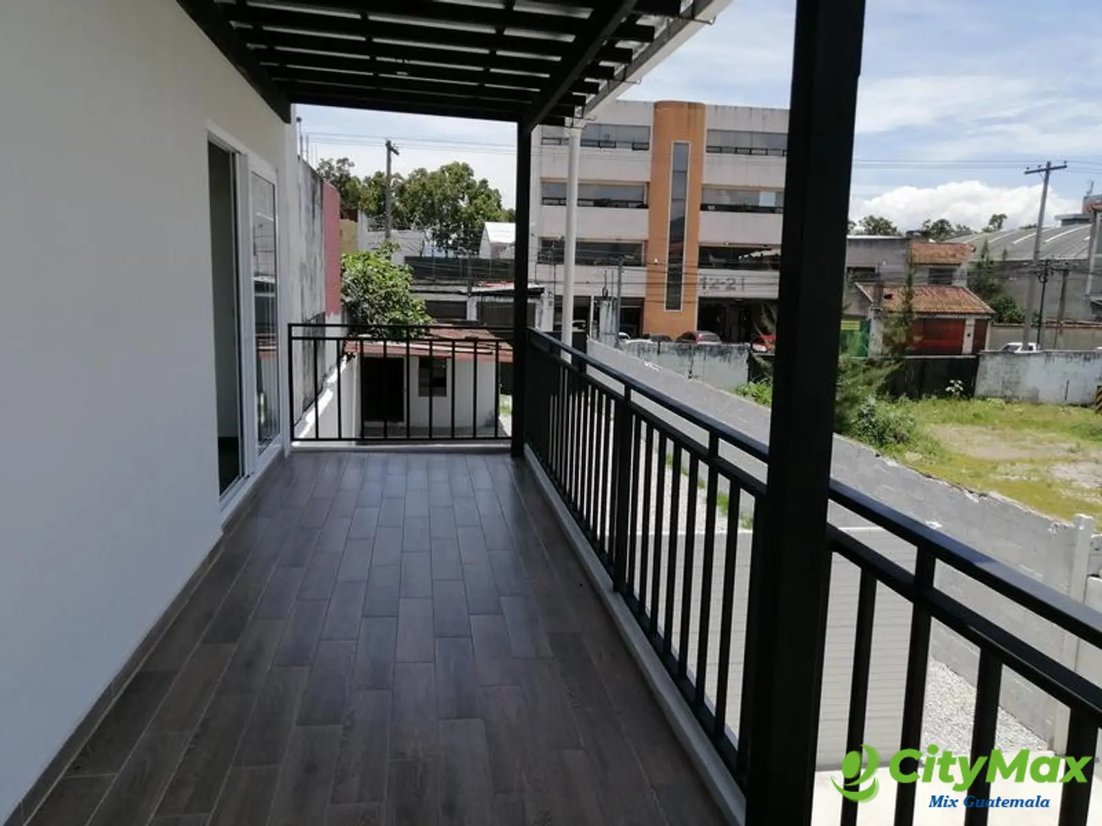 Apartamento en Pre-Venta en Parque San Jorge Zona 11 - foto 4