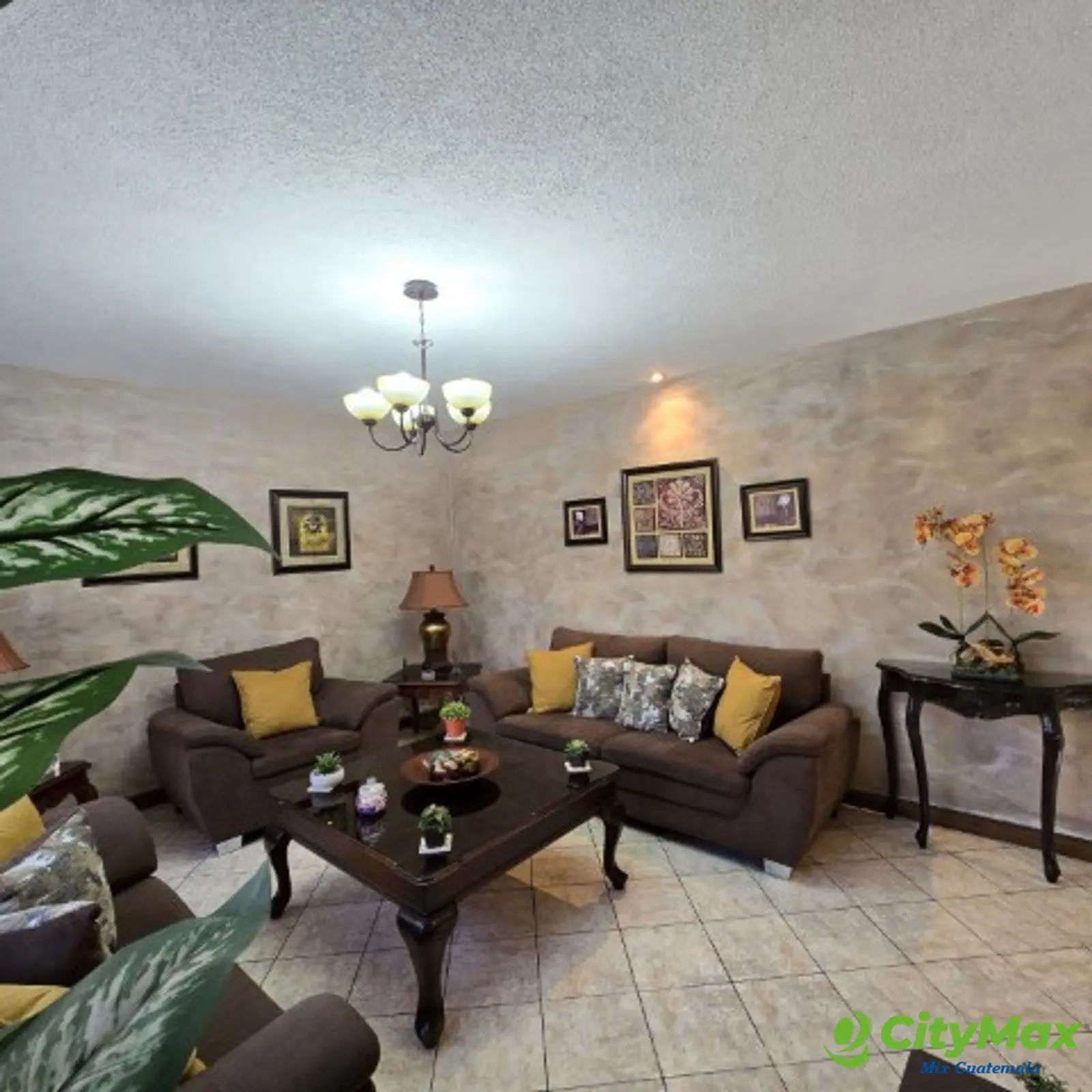 Casa en Venta Zona 11 Ciudad de Guatemala Las Charcas - foto 1