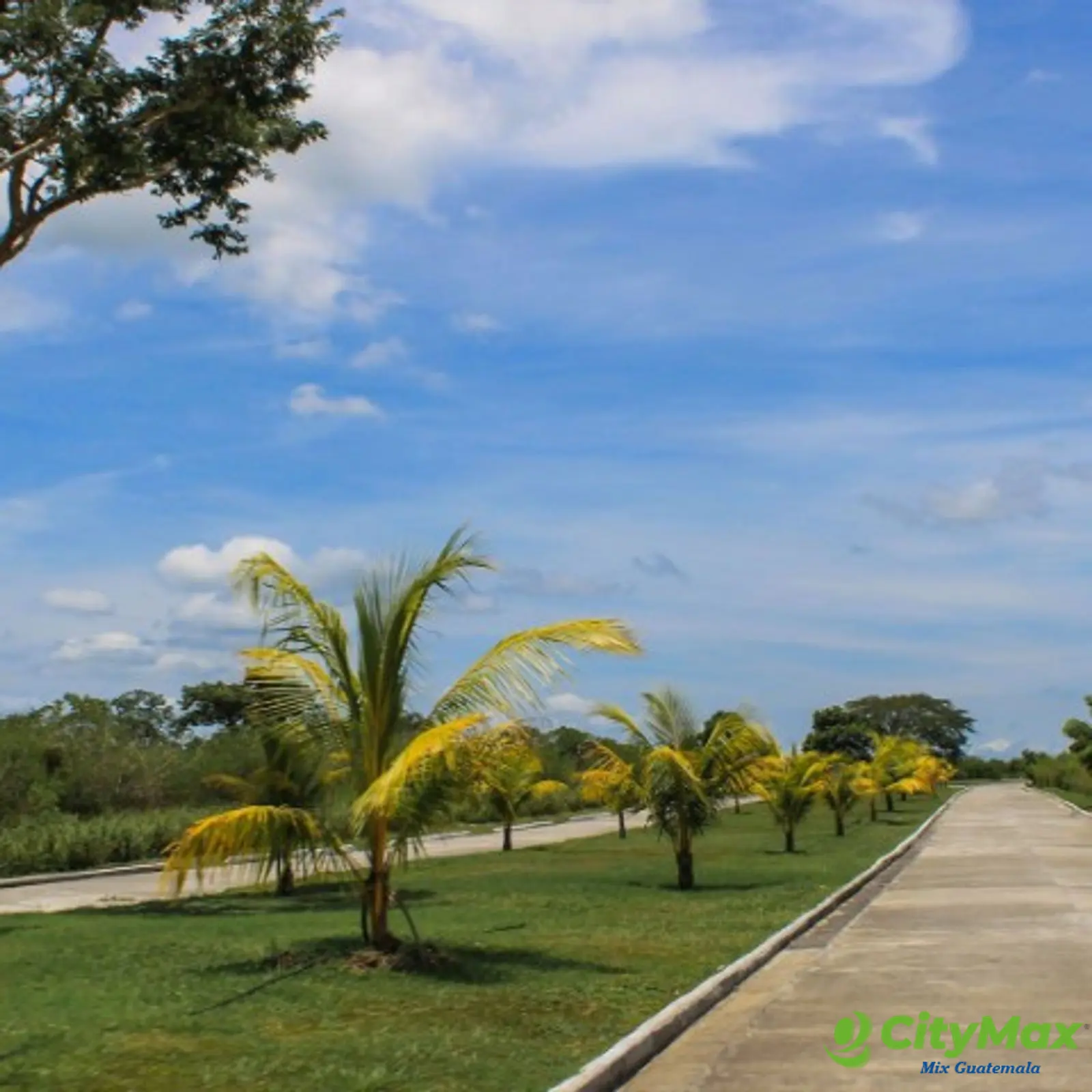 Terreno en Venta en Lagunas de Monterrico II, KM 117 - foto 1