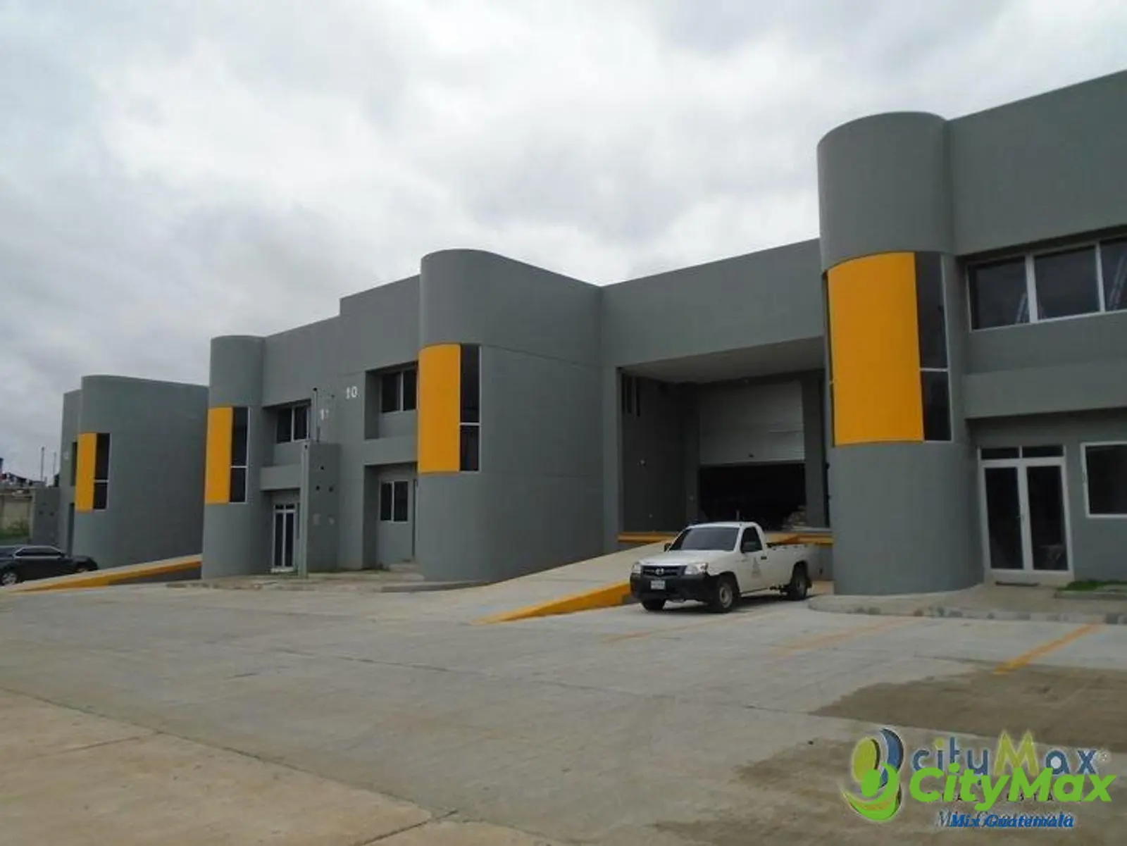Alquilo Bodega con 530.23m2 en San Juan Sacatepequez PAB-010-08-17 - foto 1