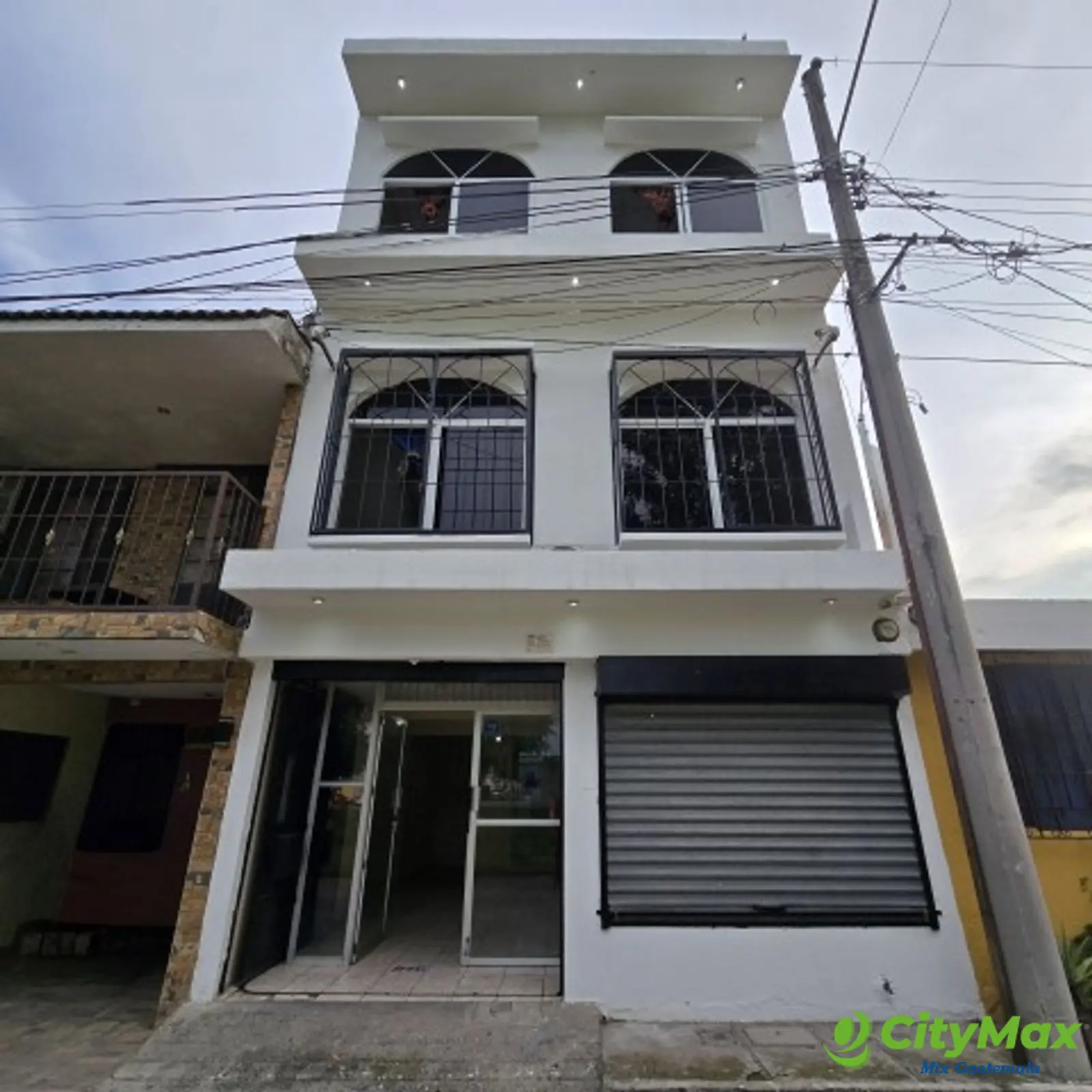 Ofi-Bodega en Venta Villa Canales Colonia Residencial - foto 1
