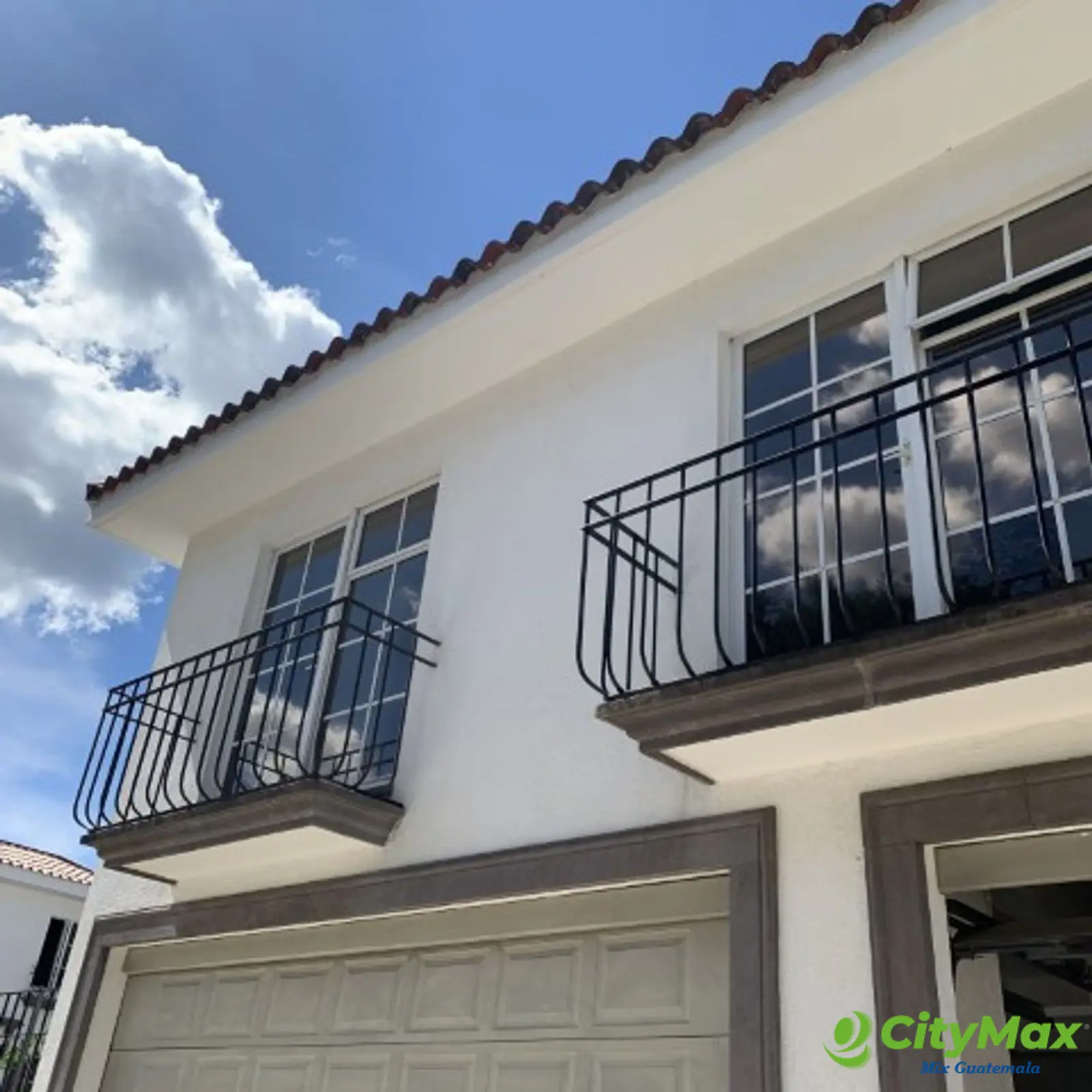 Casa en Venta Bosques de San Nicolas Zona 4 Mixco - foto 1
