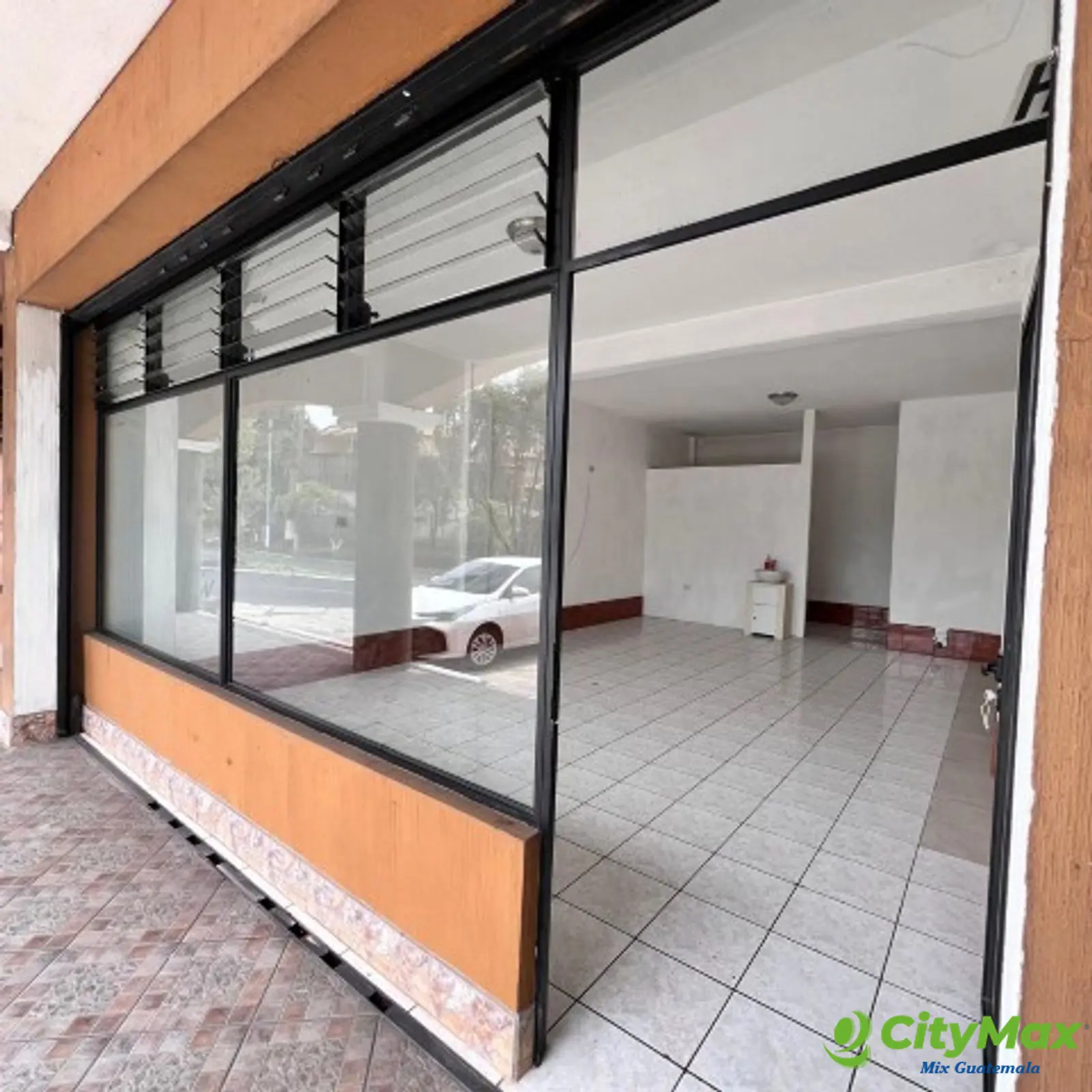 Local en Renta San Cristóbal, Bulevar Balcones - foto 1