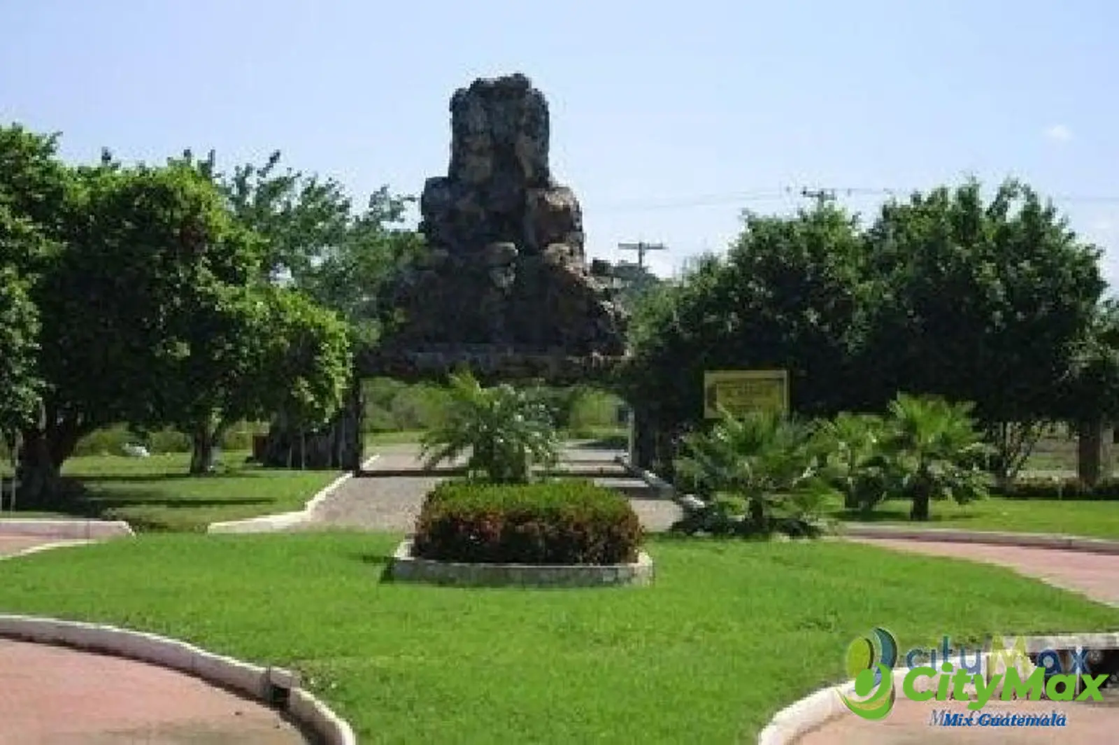 Lote en Venta en Turicentro Cataratas de Uxmel - foto 1