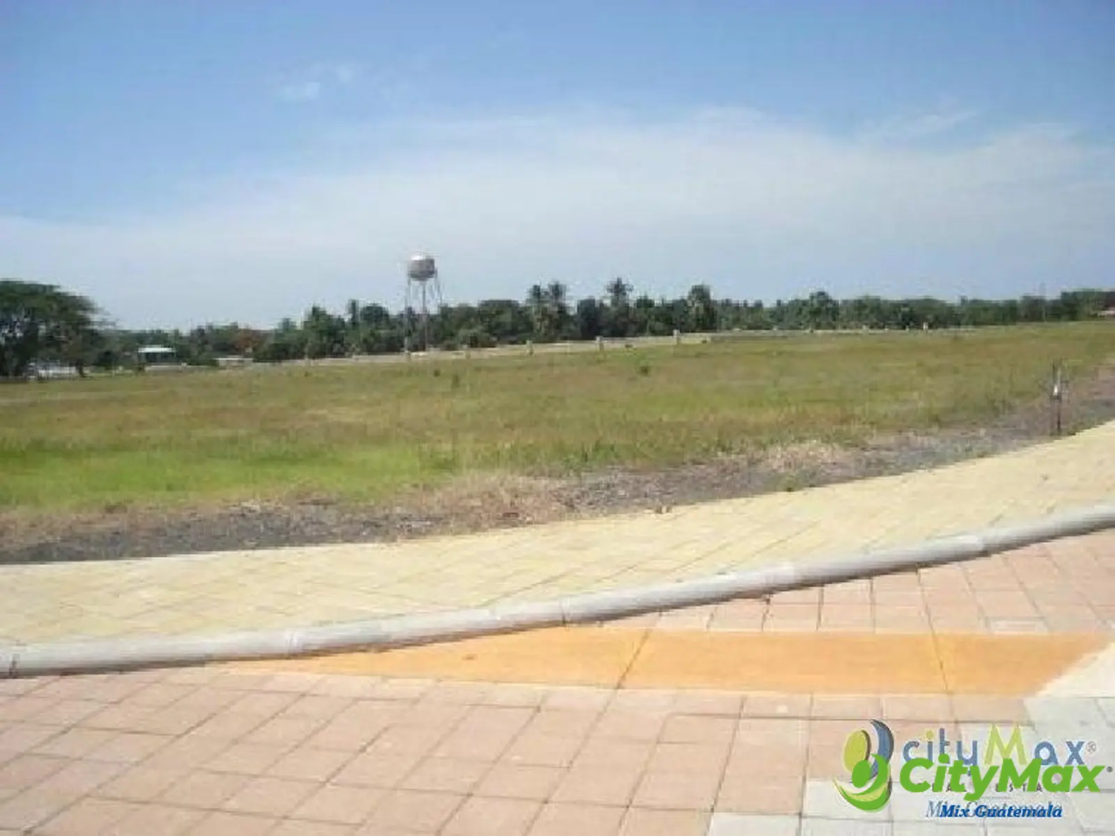 Terreno en venta  en kilometro 118.5 carretera Iztapa - foto 1