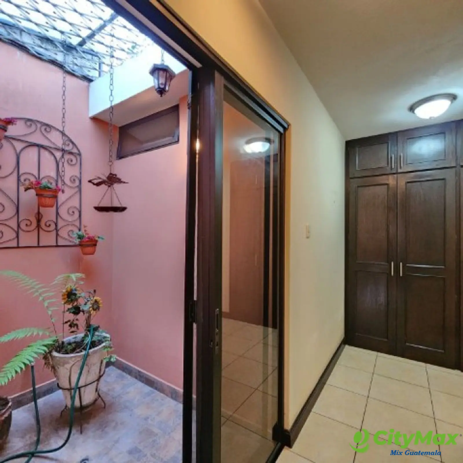 Casa de Un Nivel en Renta San Cristóbal, Guatemala - foto 20