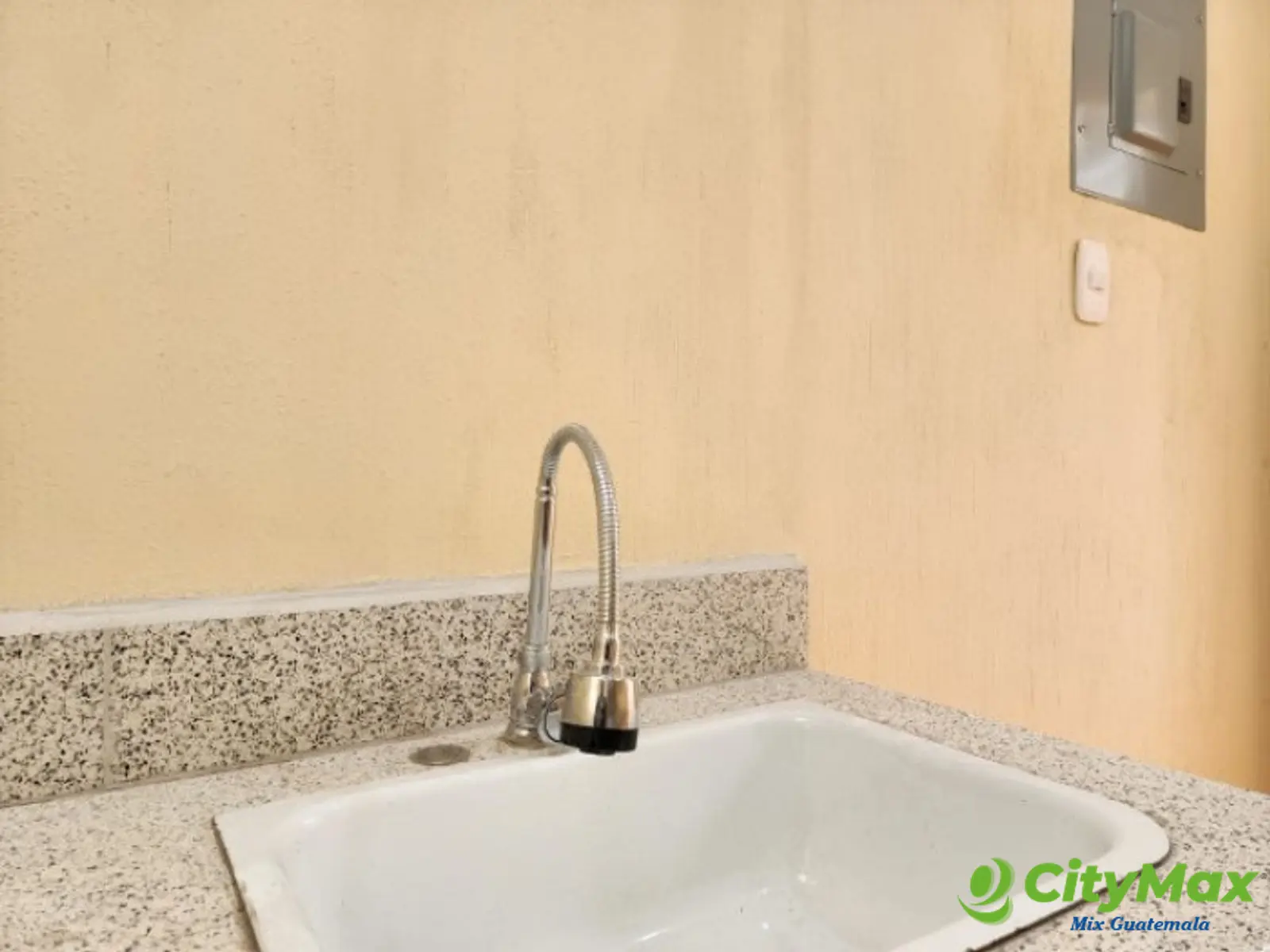 Apartamento en Alquiler Zona 12 Guatemala - foto 4