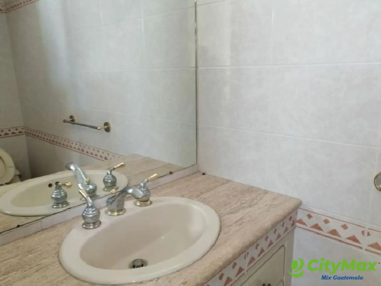 Mansión en Renta o Venta en Santa Catarina Pinula - foto 19