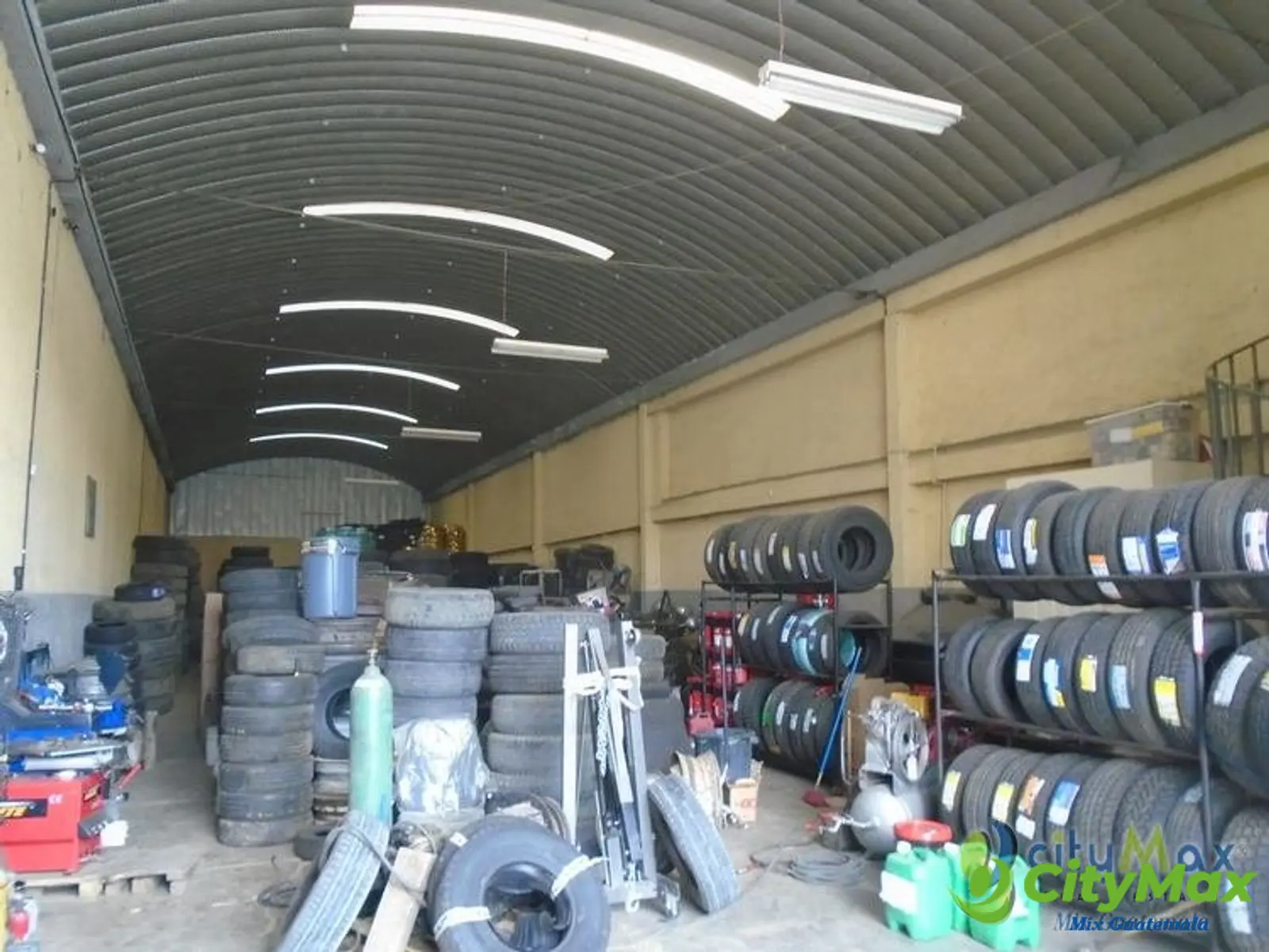 Rento Bodega en Carretera al Atlántico - foto 2