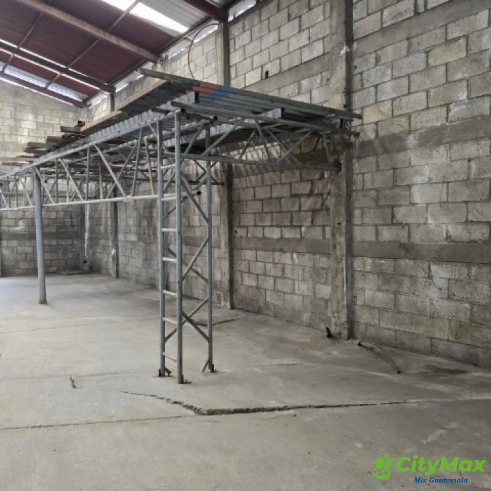 Terreno y Bodega en Renta Bulevar El Caminero Z.6 Mixco - foto 4