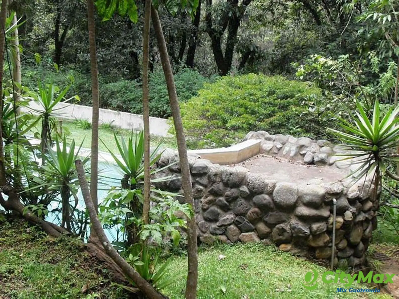 HERMOSA CASA EN EL ENCINAL ZONA 7  MIXCO  - foto 18