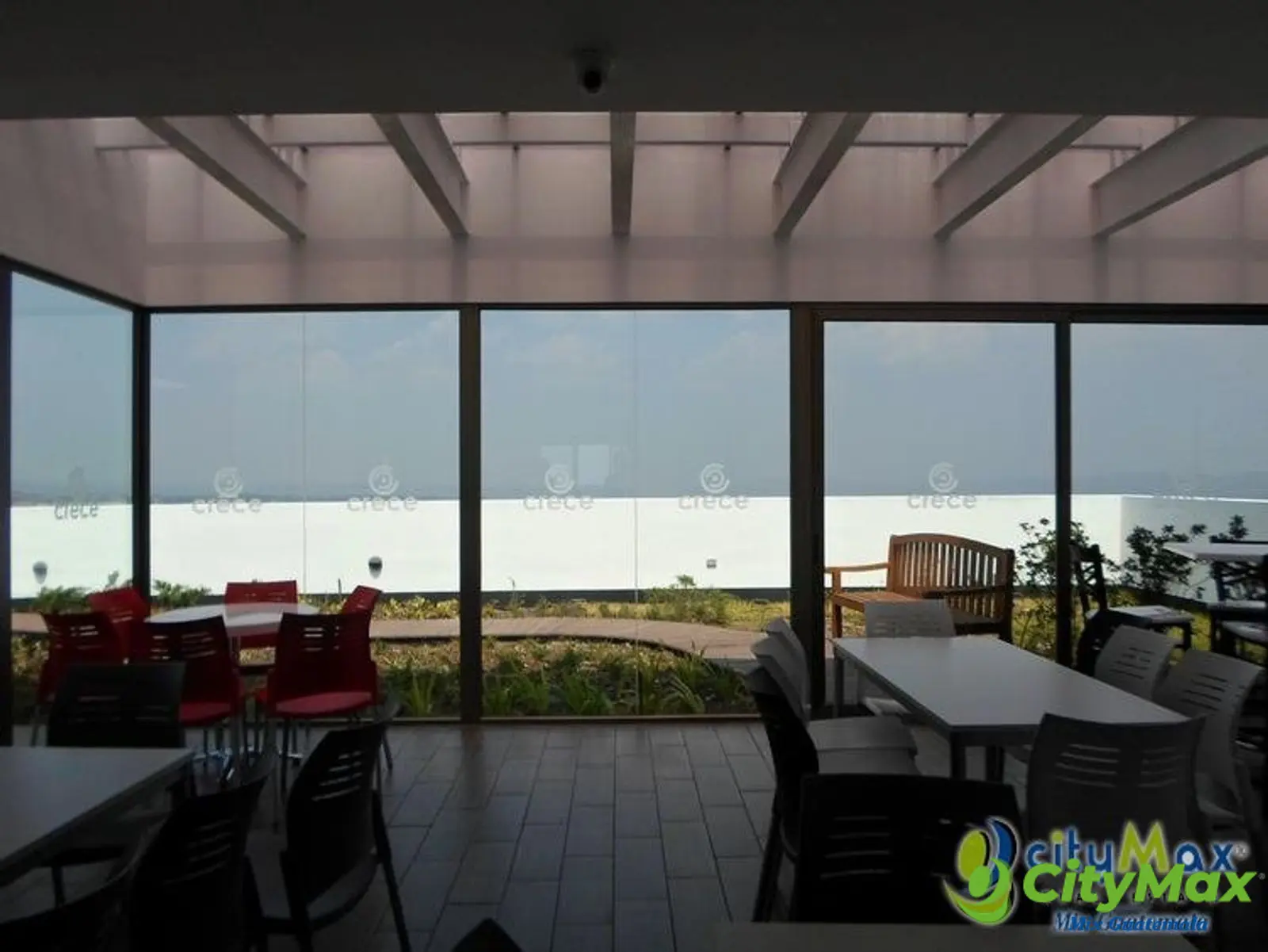 Alquilo Oficina con 102.71m2 en Zona 4 PAO-023-08-10-15 - foto 2