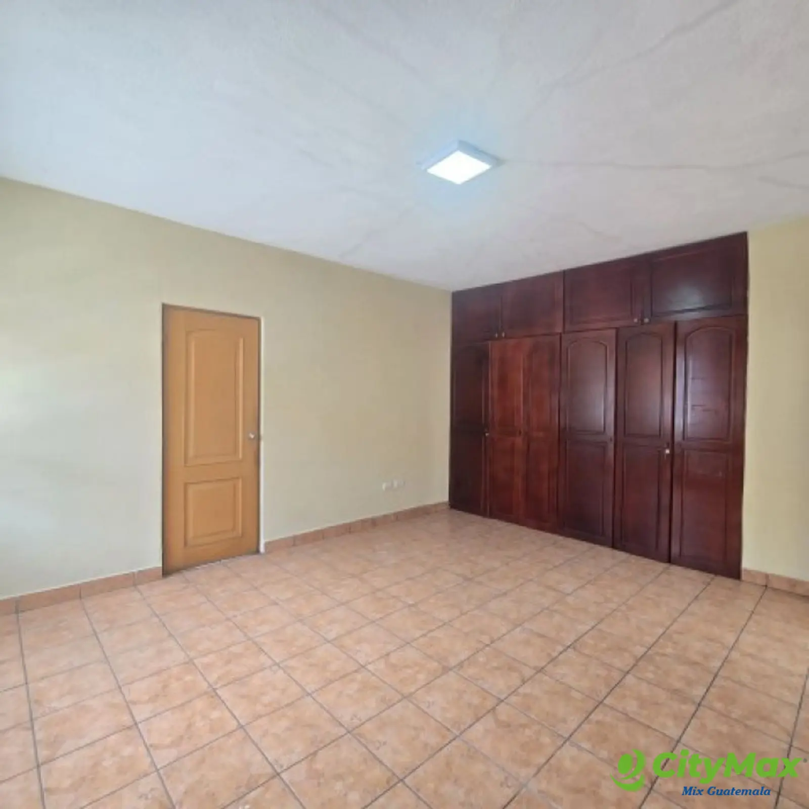Casa en Renta para Negocio u Oficinas Zona 12 Guatemala - foto 15