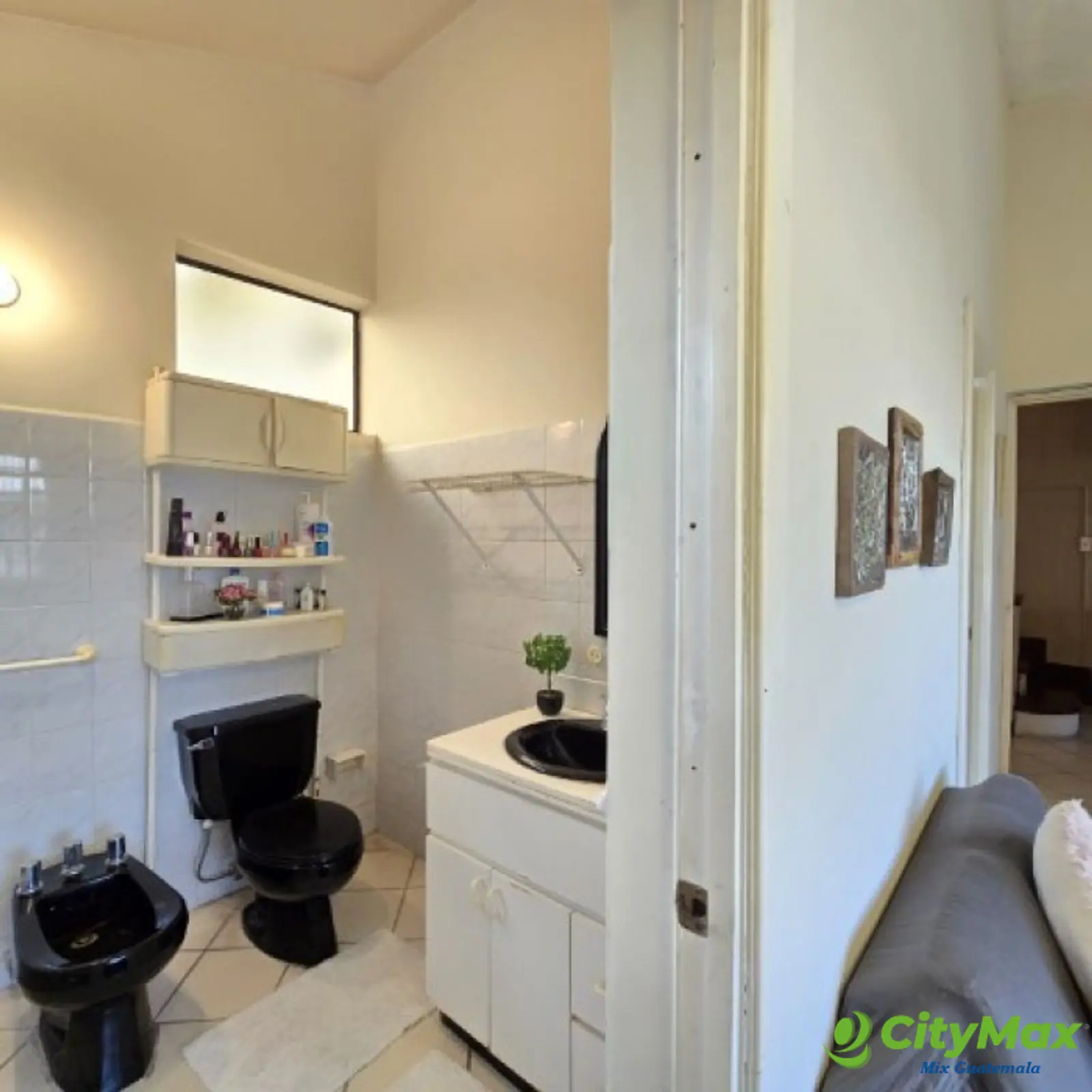 Casa en Venta Balcones de San Cristóbal, Guatemala - foto 23