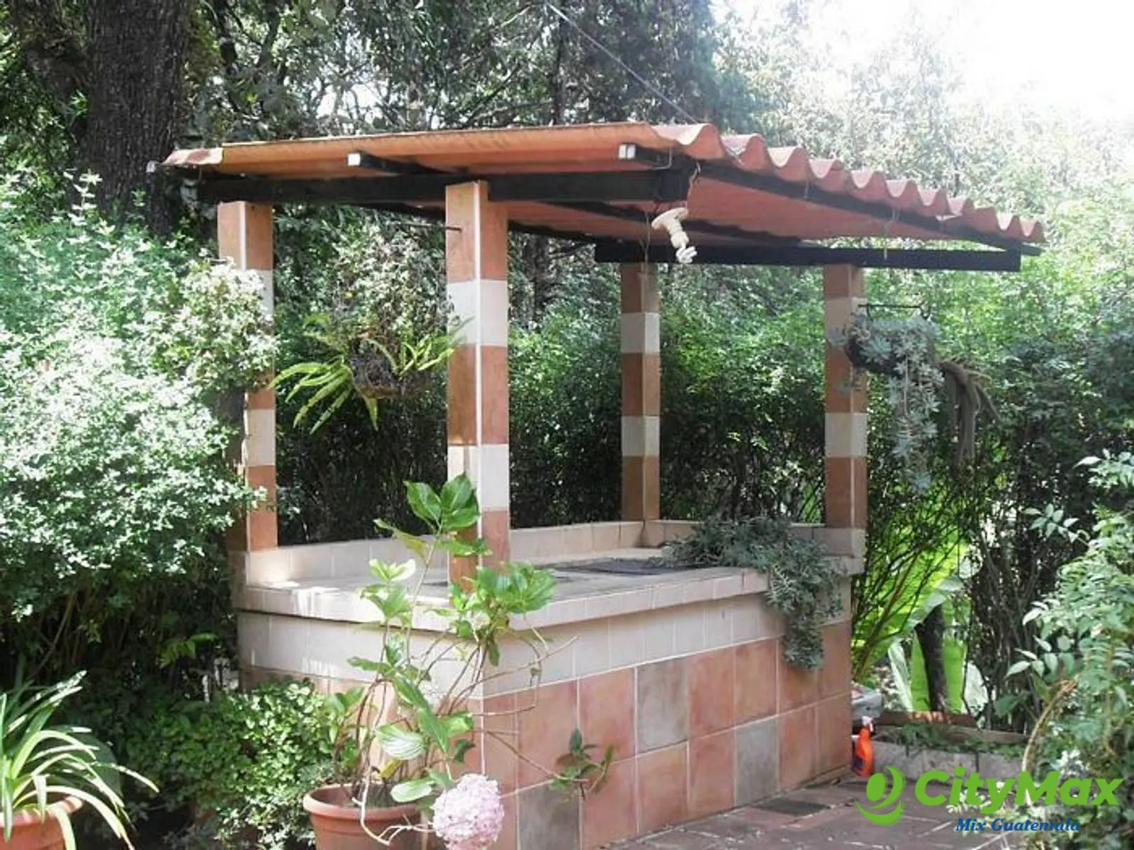 HERMOSA CASA EN EL ENCINAL ZONA 7  MIXCO  - foto 16