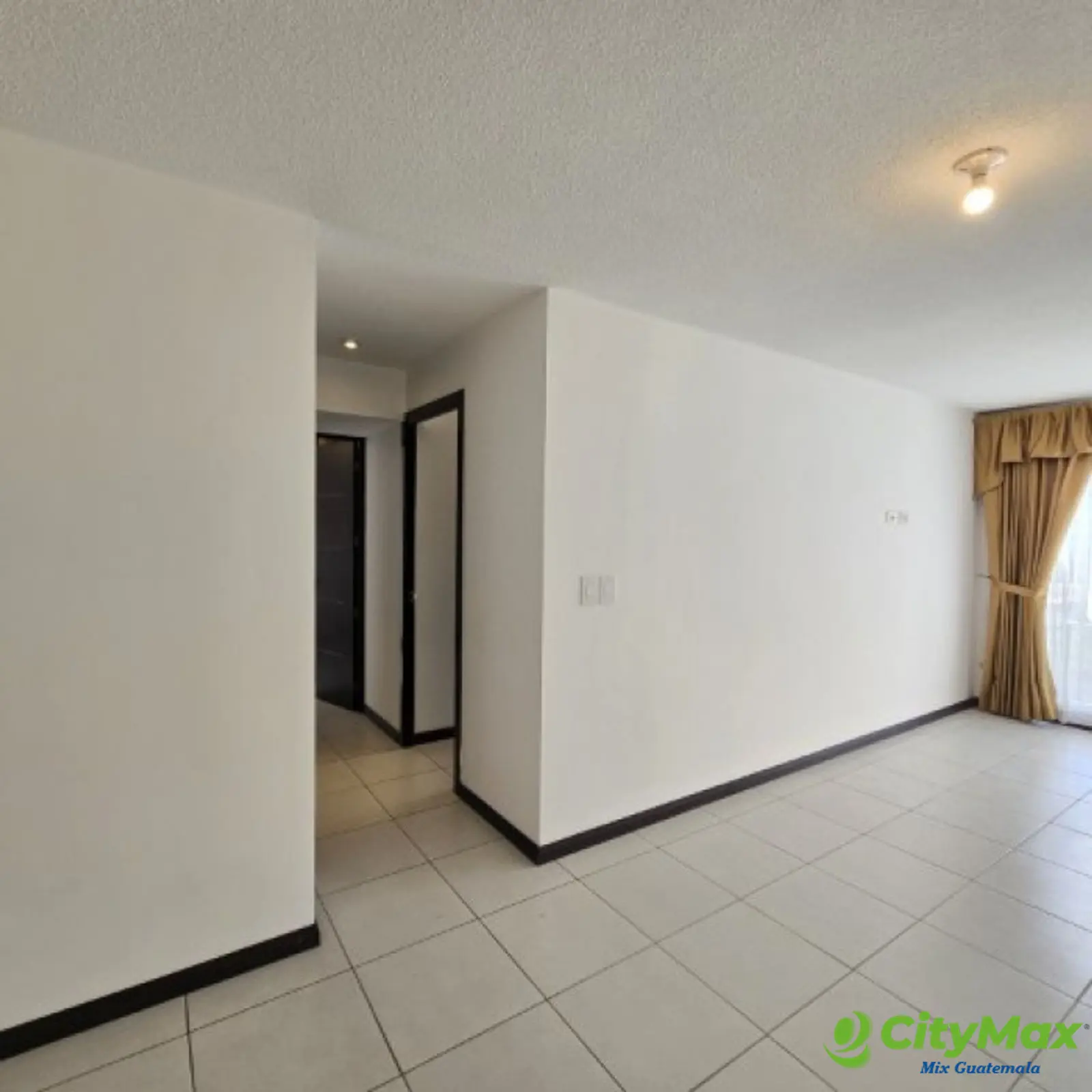 Apartamento en Renta Zona 11 Vistas de Las Charcas - foto 2