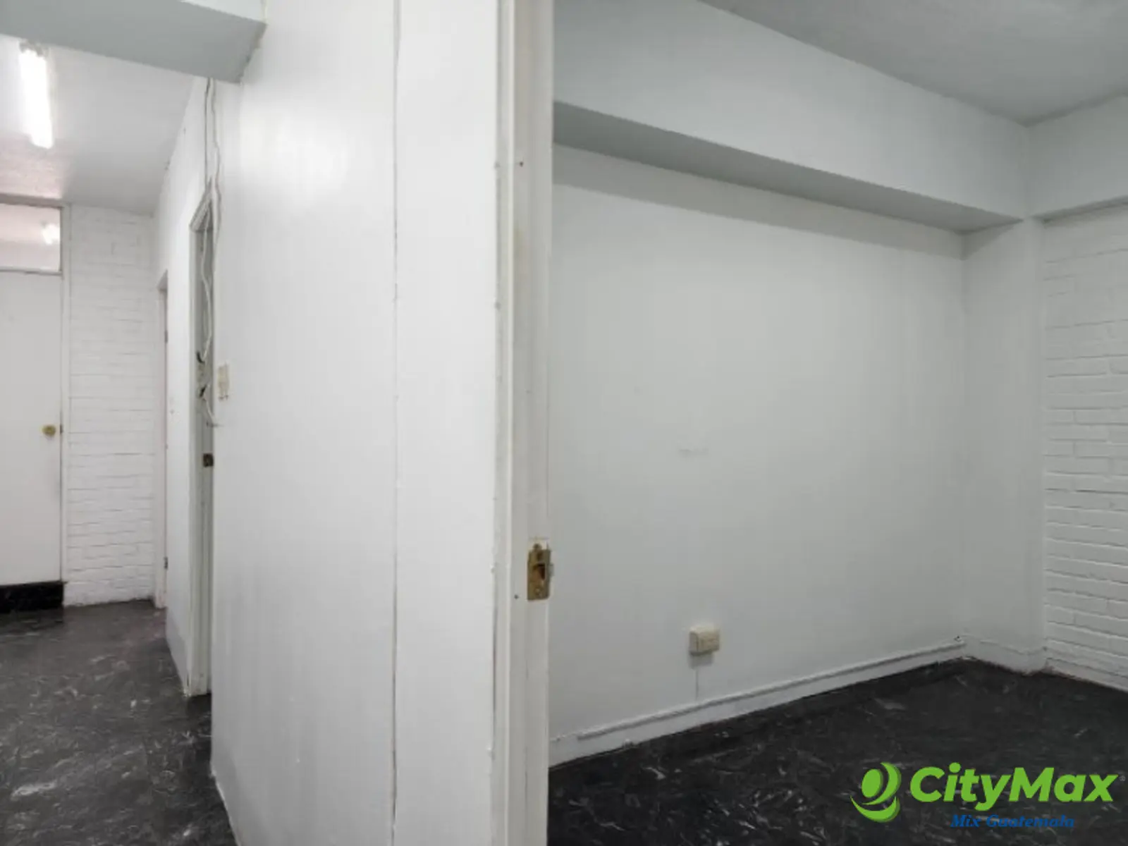 Oficina en Renta Zona 10 Diagonal 6, Edificio Rodríguez - foto 13