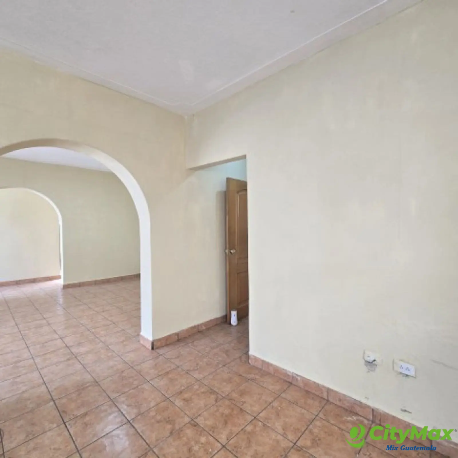 Casa en Renta para Negocio u Oficinas Zona 12 Guatemala - foto 10