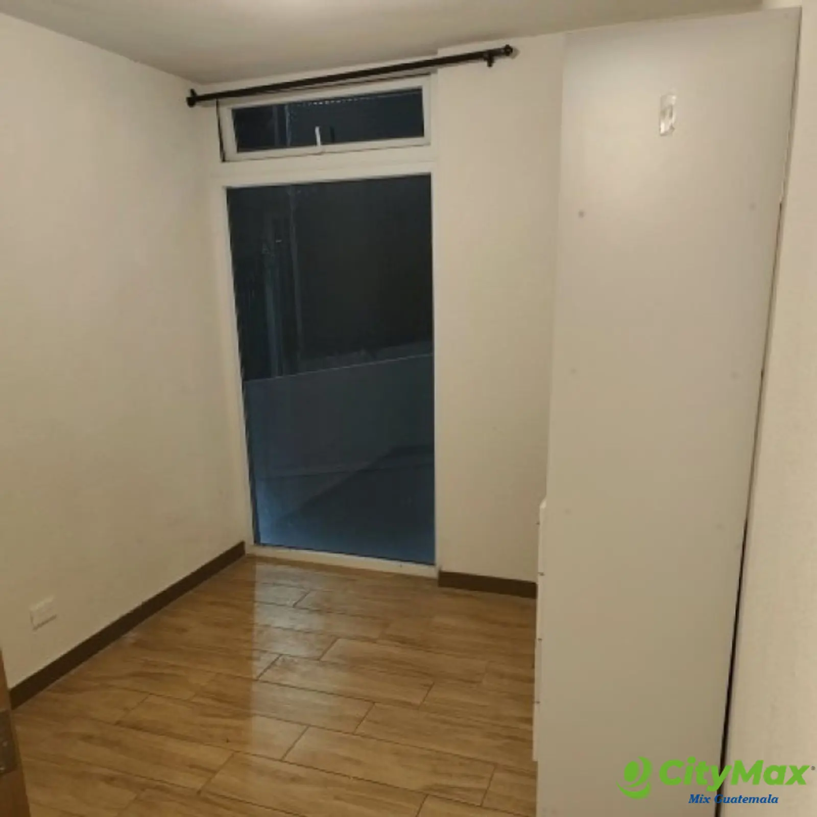 Apartamento Semi-Amueblado en Renta Edificio Unnido17 - foto 7
