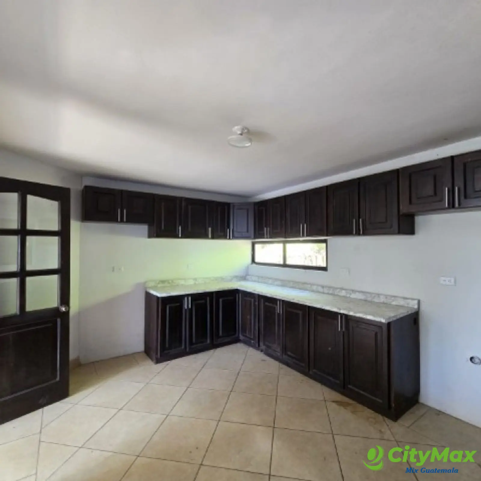 Casa en Venta con Vista Panorámica al Lago de Amatitlán - foto 19