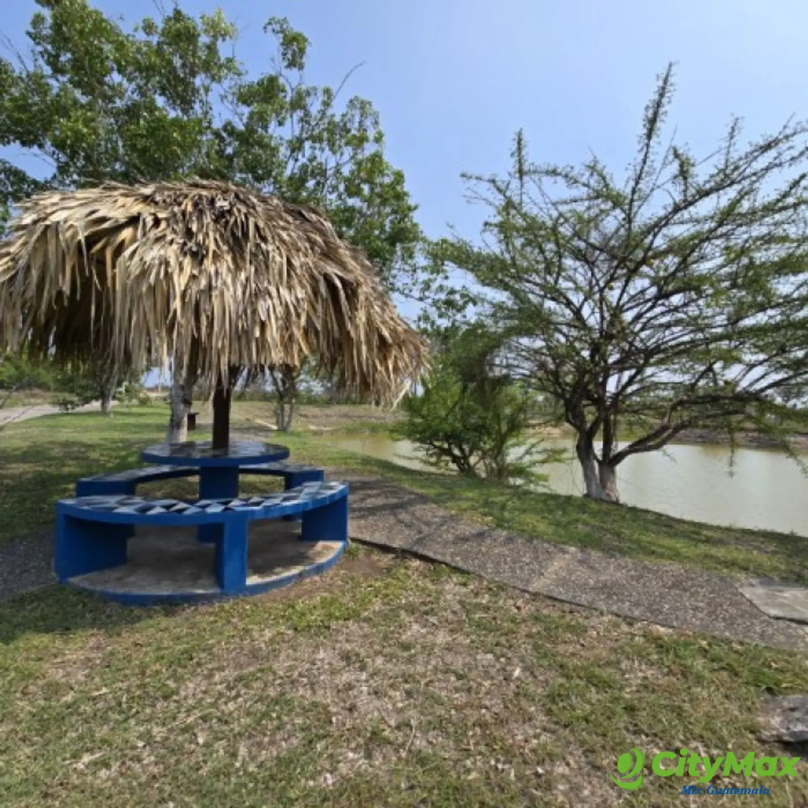 Terreno en Venta Santa Rosa, Lagunas de Monterrico II - foto 6