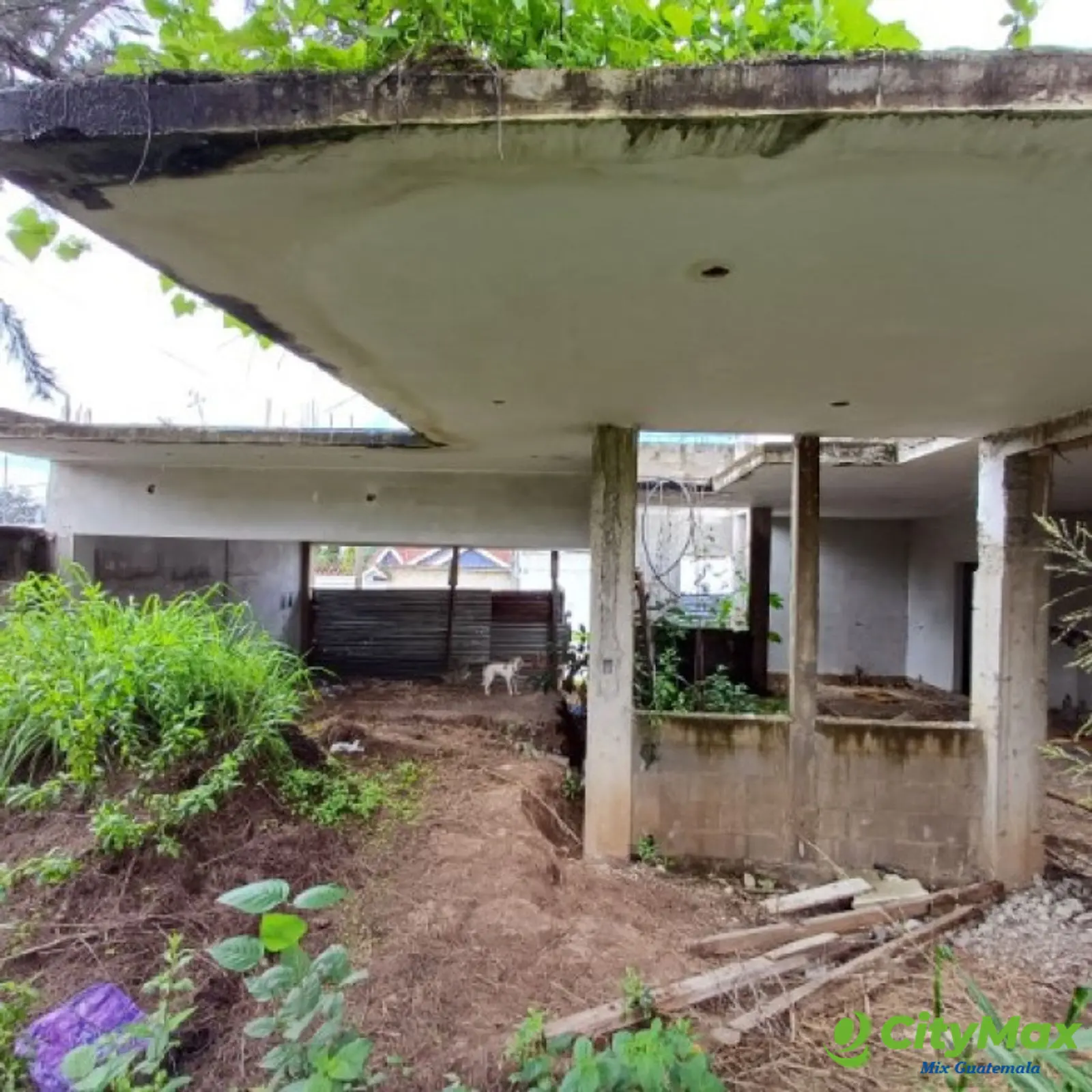 Terreno en Renta San Cristóbal, construcción iniciada - foto 3