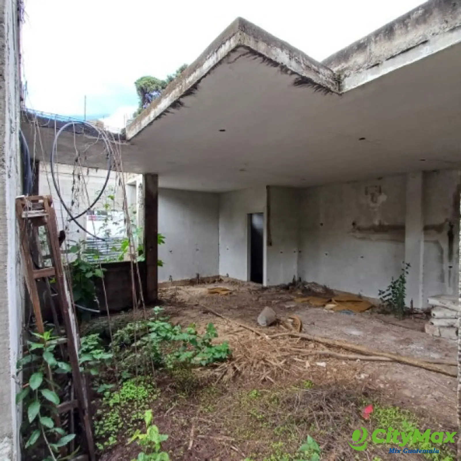 Terreno en Renta San Cristóbal, construcción iniciada - foto 5