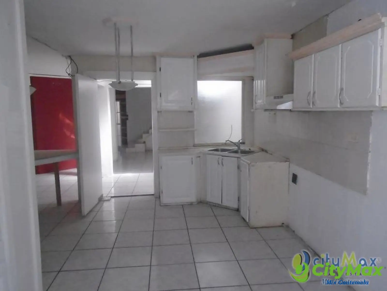 Vendo Casa Sobre Calle Transitada Carretera al Salvador - foto 9