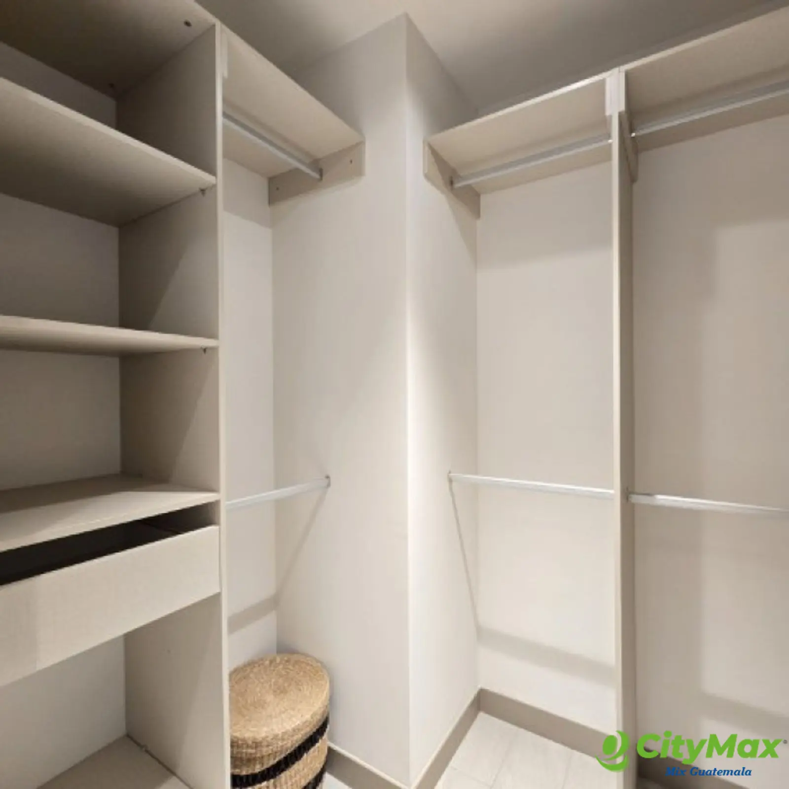 Apartamento de 3 habitaciones en Venta Zona 11 - foto 12