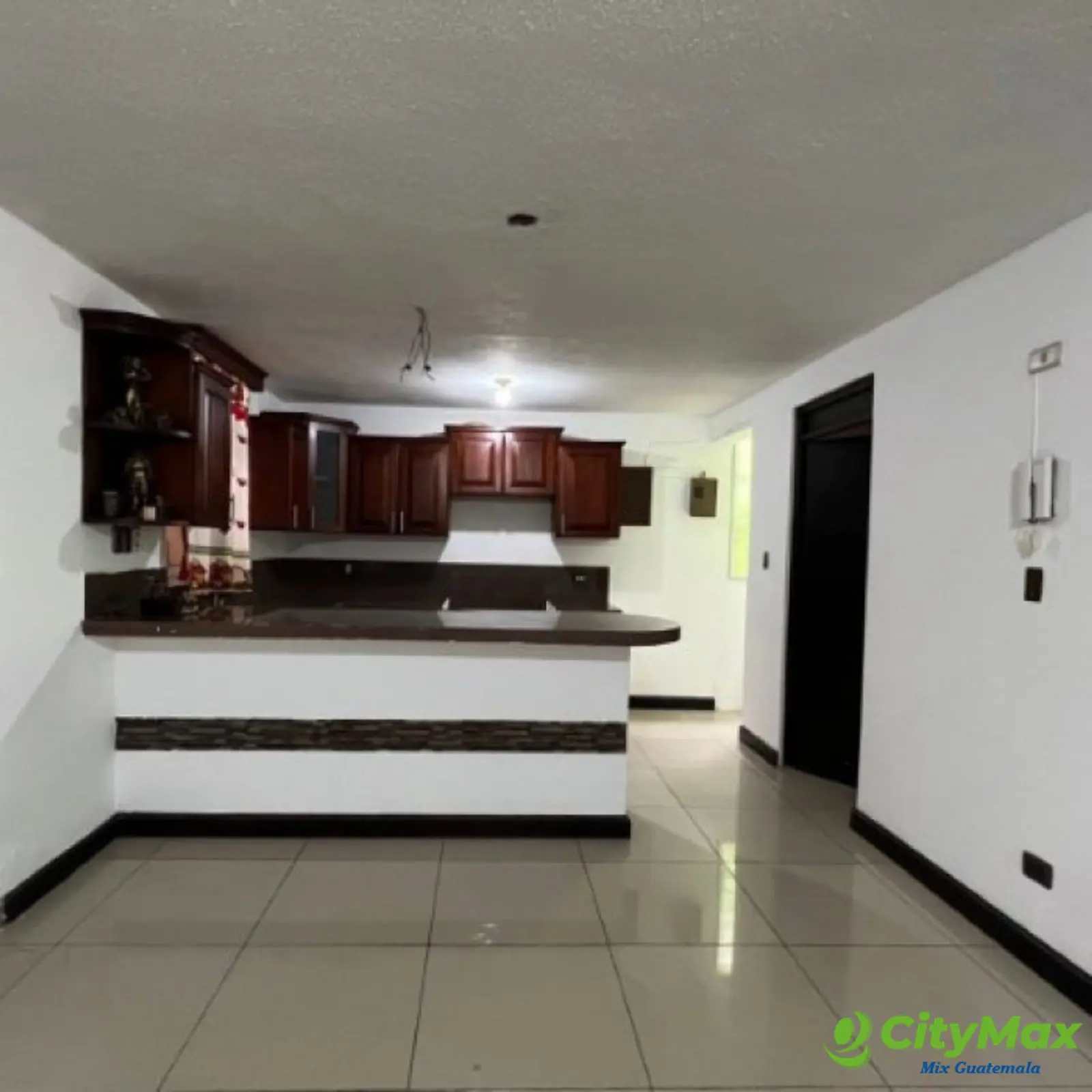 Casa en Venta Zona 7 Guatemala, Bosques de Linda Villa - foto 7