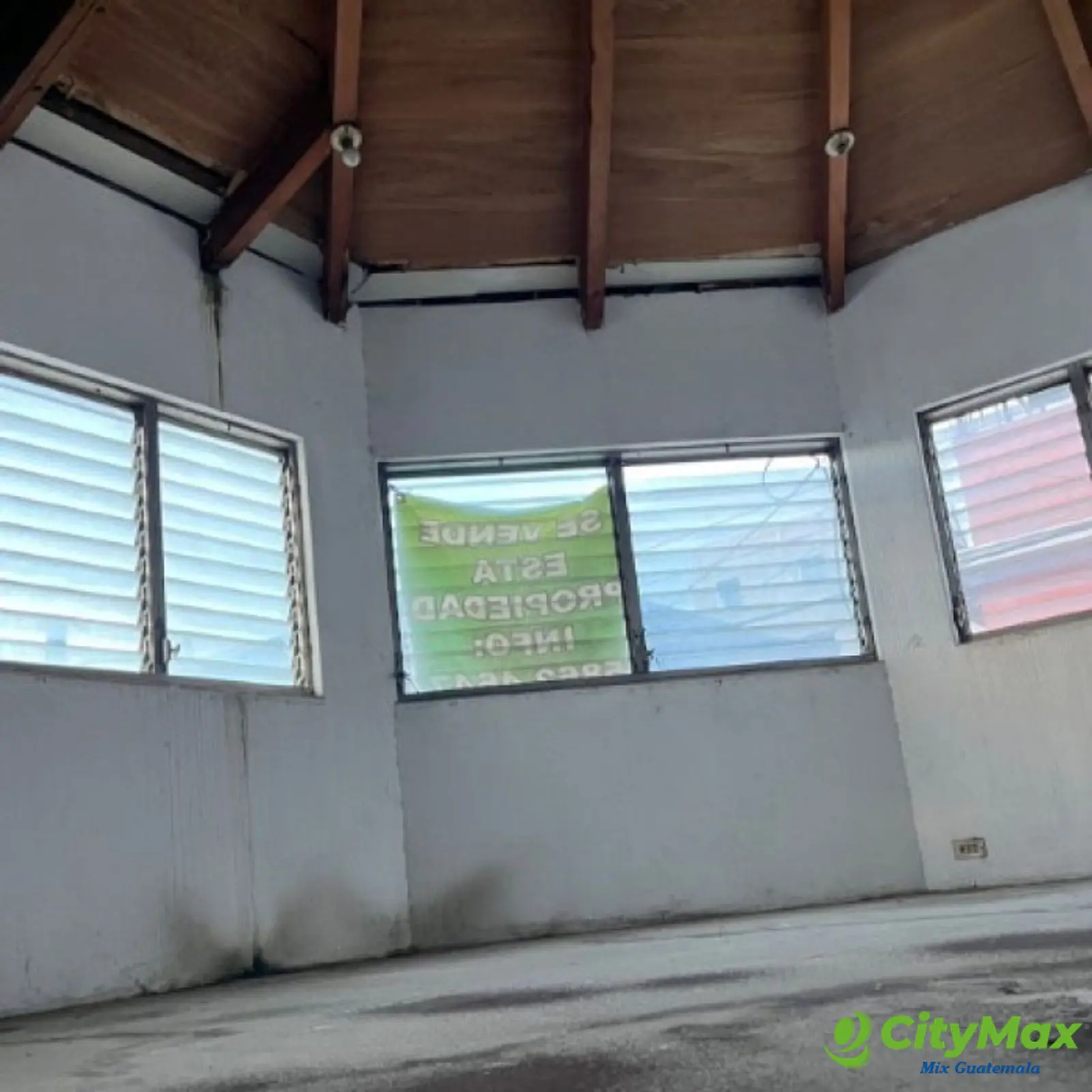 Casa para Uso Comercial en San Juan Sacatepéquez - foto 2