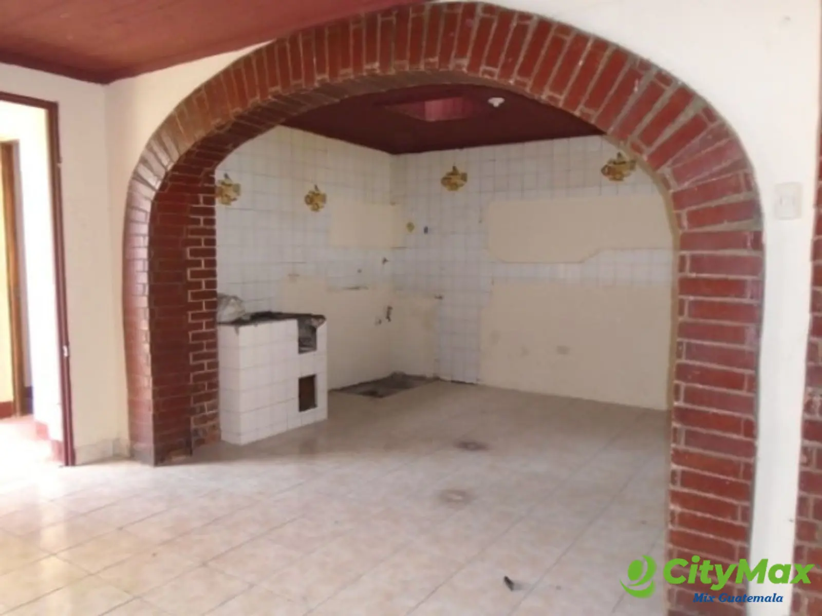 Casa en Venta Zona 11 para Uso Comercial - foto 5